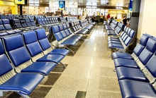 Giá vé chạm đáy, các hãng vẫn nhập nhiều máy bay
