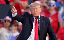 Ông Donald Trump khởi động chiến dịch trả đũa