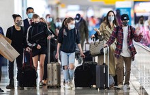 Pax Thiên du hí cùng Angelina Jolie và các anh chị em