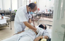 Sốt cao sau tiêm vắc-xin Covid-19, tưởng phản ứng ai ngờ sốt xuất huyết