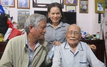 Chạm vào đâu cũng thấy mình mắc nợ