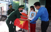 Trao thêm 1.000 lá cờ Tổ quốc cho ngư dân tỉnh Quảng Nam