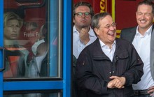 Đức: Hình ảnh gây sốc của ứng viên kế nhiệm Thủ tướng Merkel