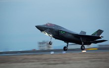 Tia sét tấn công tia chớp F-35B của Mỹ
