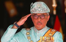 Quốc vương Malaysia khiển trách chính phủ vì bị qua mặt