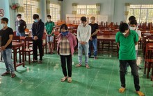 Bắt quả tang 11 đối tượng tụ tập “kiếm thu nhập” giữa lúc giãn cách