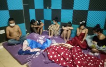 35 nam nữ tụ tập trong nhà nghỉ, bất chấp giãn cách theo Chỉ thị 16