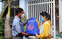 Hỗ trợ công nhân khó khăn và lực lượng tuyến đầu chống dịch