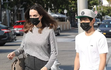 Pax Thiên thường xuyên tháp tùng mẹ nuôi Angelina Jolie
