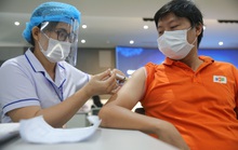 Vì sao Việt Nam chưa tiêm vắc-xin Covid-19 cho người dưới 18 tuổi?