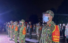 TP Thủ Đức: Lễ xuất quân dưới mưa của 932 chiến sĩ tham gia phòng chống Covid-19