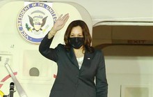 Không lực 2 của Phó Tổng thống Mỹ Kamala Harris tới Nội Bài