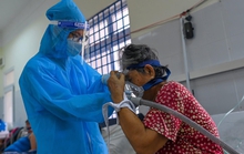 Bệnh viện Bạch Mai điều thêm 2 chuyên gia đầu ngành chi viện TP HCM