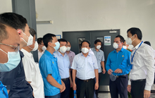 Phó Thủ tướng Lê Văn Thành thăm công nhân “3 tại chỗ” tại KCX Tân Thuận