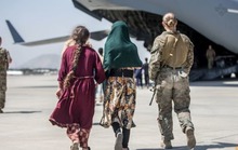 Chưa hết hoảng loạn, sân bay Kabul sắp chịu loạt tấn công khủng bố?