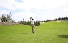 Vì sao vẫn chưa kết luận vụ quan chức Bình Định chơi golf giữa lệnh cấm?