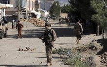 Taliban đánh mạnh ở Afghanistan, Nga thủ chặt biên giới