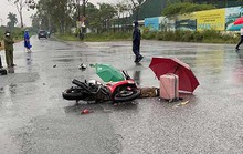 Đôi nam nữ bị sét đánh tử vong trên đường khi đang đi xe máy