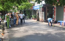 Nổ súng trước quán cơm 0 đồng, 1 người bị thương