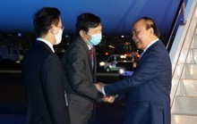 Chủ tịch nước Nguyễn Xuân Phúc đến sân bay quốc tế John F. Kennedy