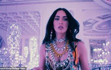 Megan Fox phô bày vẻ đẹp gợi cảm trong phim thời trang