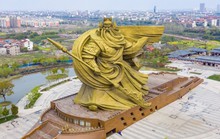 Trung Quốc mất 23,9 triệu USD để di dời tượng Quan Công khổng lồ