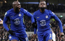 Siêu hậu vệ lập công, Chelsea đá bay Tottenham ở bán kết Cúp Liên đoàn