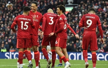 Sao Nhật Bản lập công chuộc lỗi, Liverpool chiếm ngôi nhì bảng Ngoại hạng Anh