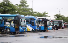 Ga, tàu Đà Nẵng cận Tết: Nhà xe rụt rè, khách đi thưa thớt