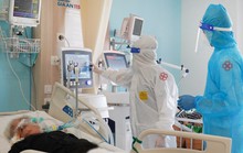 Cụ ông gần 100 tuổi chưa tiêm vắc-xin, mắc Covid-19 nặng