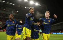 Sao trẻ tỏa sáng, Man United bùng nổ hạ chủ nhà Brentford