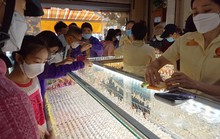Cận Tết, giá vàng trong nước nóng lên
