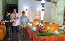 Xót xa hoàn cảnh của cô giáo bị lũ cuốn