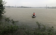 Mưa lũ ở miền Trung: 1 người bị lũ cuốn mất tích, nhiều nơi sạt lở nghiêm trọng