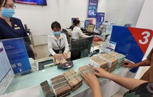 Lãi suất huy động tiếp tục nóng