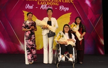 Trước khó khăn, không gục ngã