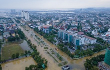 Phóng sự ảnh: Ngập lụt bủa vây Thừa Thiên - Huế