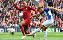 Thảm họa hàng thủ, Liverpool chia điểm Brighton trên sân nhà