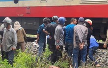Tàu hoả tông và kéo lê người phụ nữ khoảng 1km