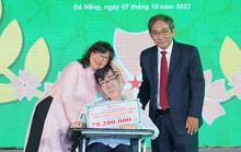 ĐH Đông Á trao học bổng và khuyến học cho tân sinh viên  đến hơn 12 tỉ đồng