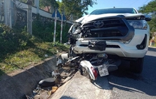 Nguyên nhân ban đầu vụ ôtô của trưởng công an thị trấn va chạm xe máy khiến 2 người tử vong