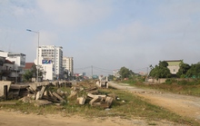 Cận cảnh tuyến đường gần 1 km, đầu tư 280 tỉ đồng gần 20 năm vẫn chưa xong