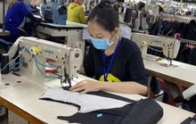 ĐỂ TẤT CẢ CÔNG NHÂN ĐỀU CÓ TẾT (*): Không để công nhân đơn độc