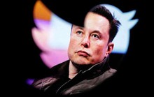 Năm 2022, tỉ phú Elon Musk mất gần 100 tỉ USD