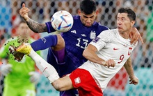 Messi sút hỏng penalty, Argentina dìu Ba Lan vào vòng 1/8