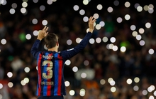 Thắng tân binh Almeria, Barcelona nghẹn ngào chia tay Gerard Pique