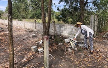 Phú Quốc: Người dân tố bị nhóm người lạ đến “cưỡng chế” đất, thách thức gọi công an