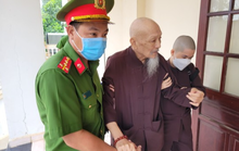 “Thầy ông nội” Lê Tùng Vân hết được cho tại ngoại