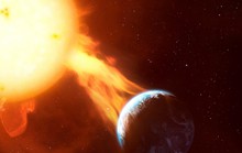 “Cầu lửa vũ trụ” va chạm Trái Đất hôm nay, cảnh báo chập điện vệ tinh