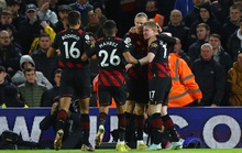Haaland chạm mốc 20 bàn, Man City mạnh mẽ đòi ngôi nhì Ngoại hạng Anh